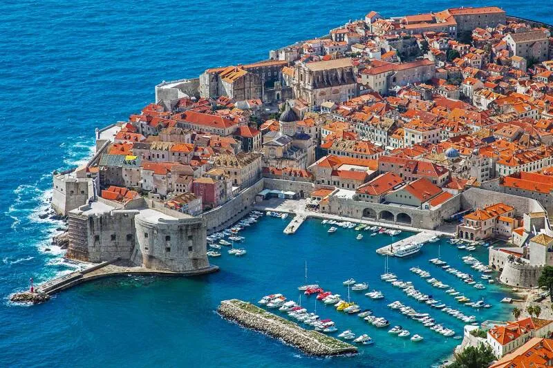 Port Dubrovnik, marina in Dubrovnik, Croatia — photo 4