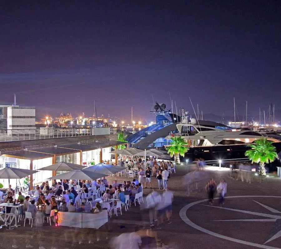 Porto Mirabello, marina in La Spezia, Italy — photo 3