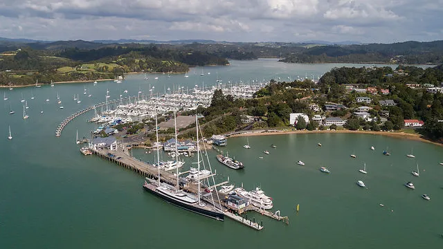 Paihia / Bay of Islands, marina in Bay of Islands, New Zealand — photo 2