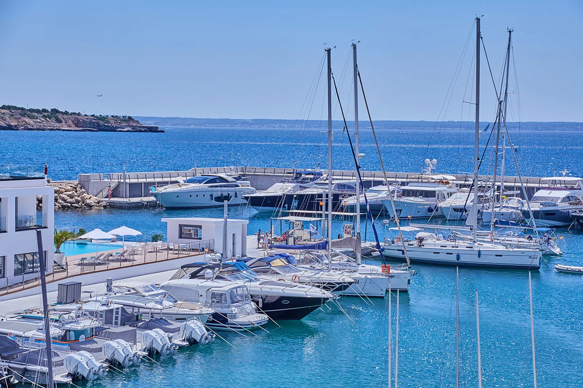 Port Calanova, marina in Palma de Mallorca, Spain — photo 4