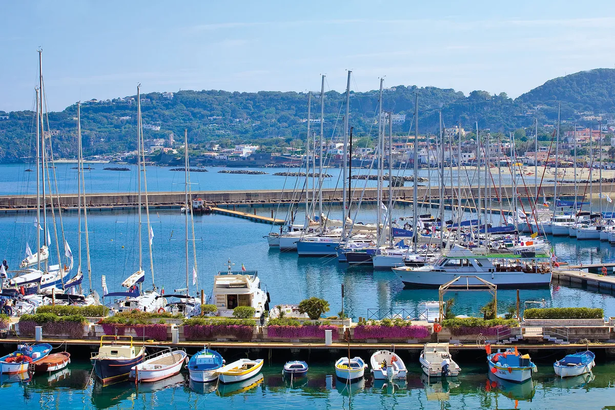 Porto di Forio, marina in Forio, Italy — photo 3