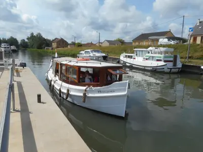 Pont-à-Bar Marina in Pont-à-Bar, France — photo 4