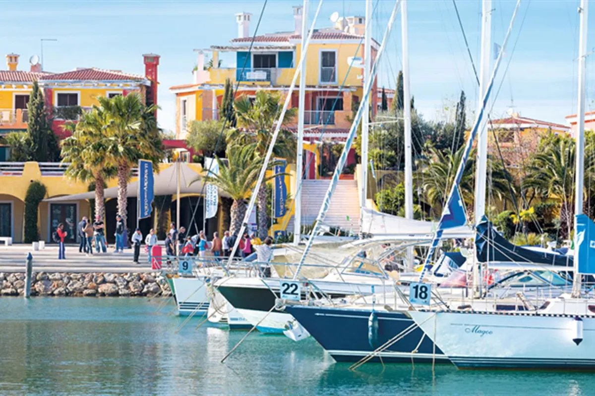 Porto Degli Argonauti, marina in Pisticci, Italy — photo 2