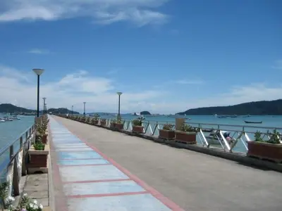 Chalong Pier, marina in Chalong, Thailand — photo 2