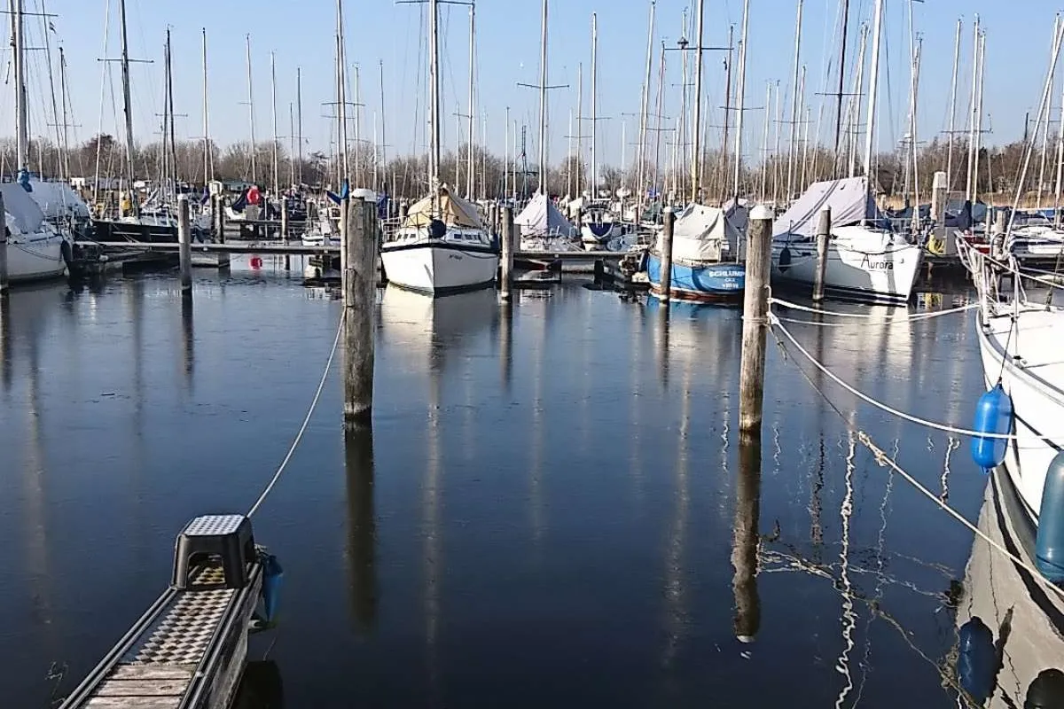 Friesland Boating Port, marina in Koudum, Netherlands — photo 2