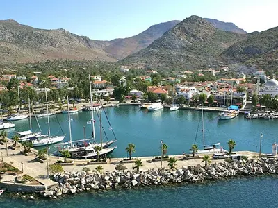 Bozburun pier, marina in Marmaris, Turkey — photo 3