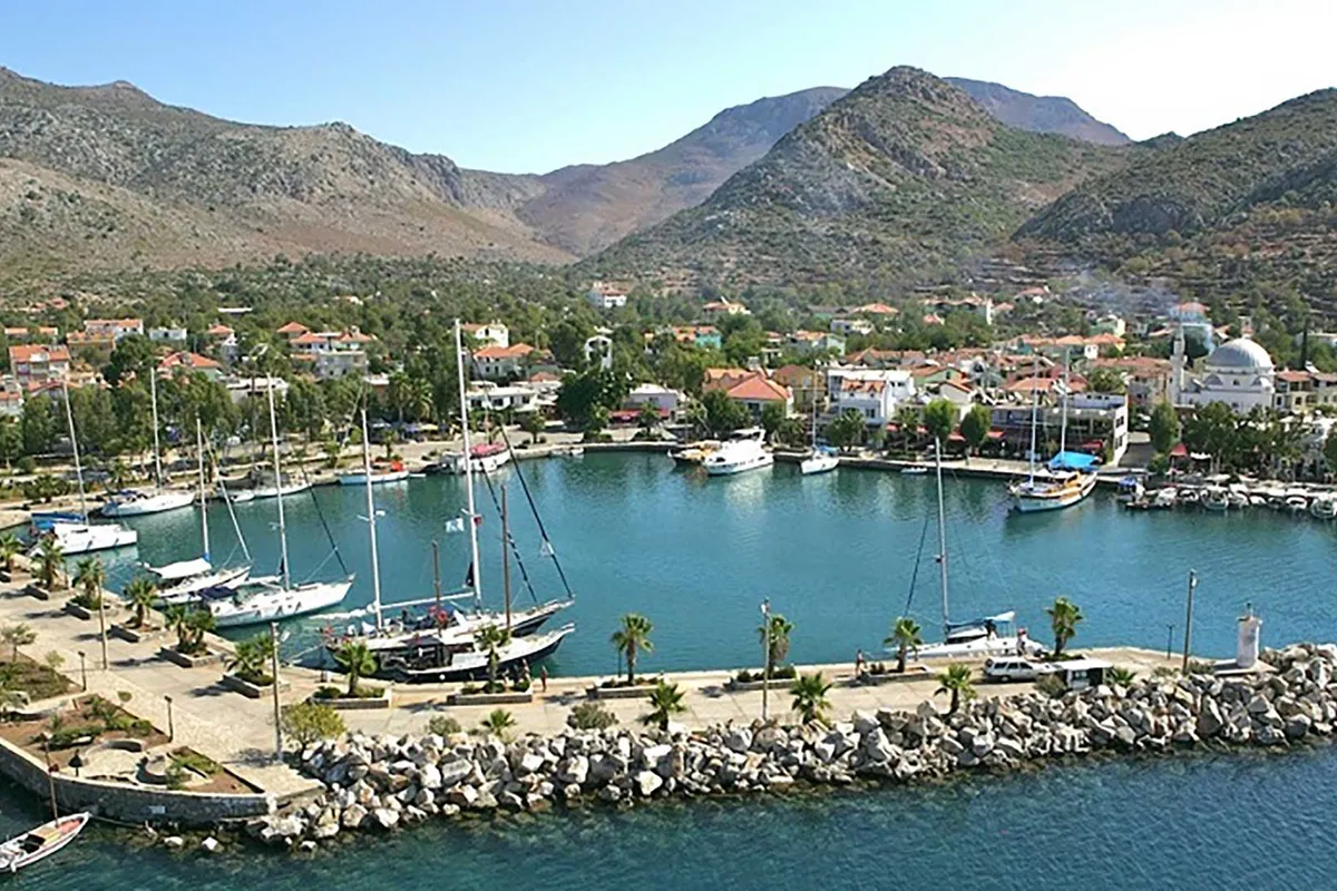 Bozburun pier, marina in Marmaris, Turkey — photo 3