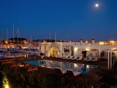 Cesme Marina in Çeşme, Turkey — photo 4