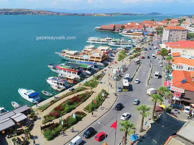 Ayvalik Sahil Seridi Marina