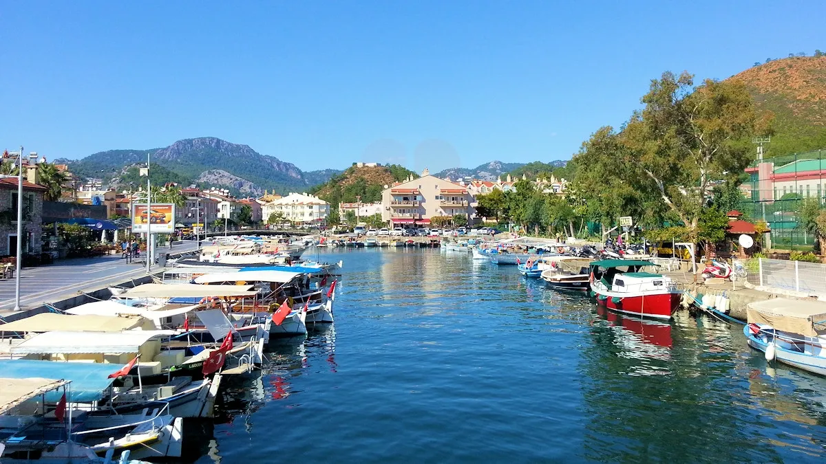 Icmeler pier, marina in Marmaris, Turkey — photo 4