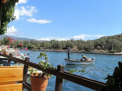 Ceyar İasos Restaurant pier