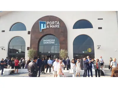 Centro Commerciale Porta a Mare Marina in Livorno, Italy — photo 5