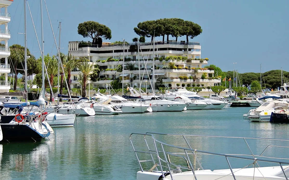 Port D'Aro, marina in Castell d'Aro, Platja d'Aro i s'Agaró, Spain — photo 3