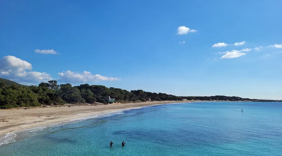 Platja de ses Salines, marina in Sant Josep de sa Talaia, Spain