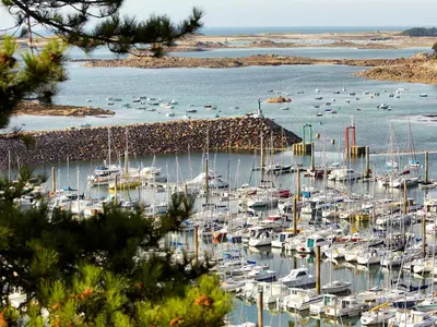 Port de Trégastel, marina in Trégastel, France — photo 2
