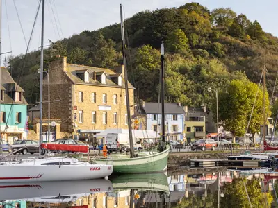 Port d'Armor, marina in Saint-Quay-Portrieux, France — photo 2