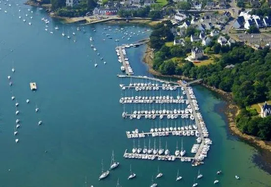 Port de Sainte-Marine, marina in Sainte-Marine, France — photo 3