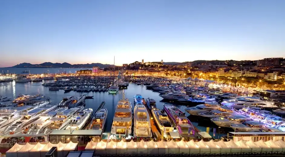 Cannes Yacht Club, marina in Cannes, France — photo 2