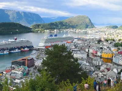 Alesund View Point Pier, marina in Ålesund, Norway — photo 3
