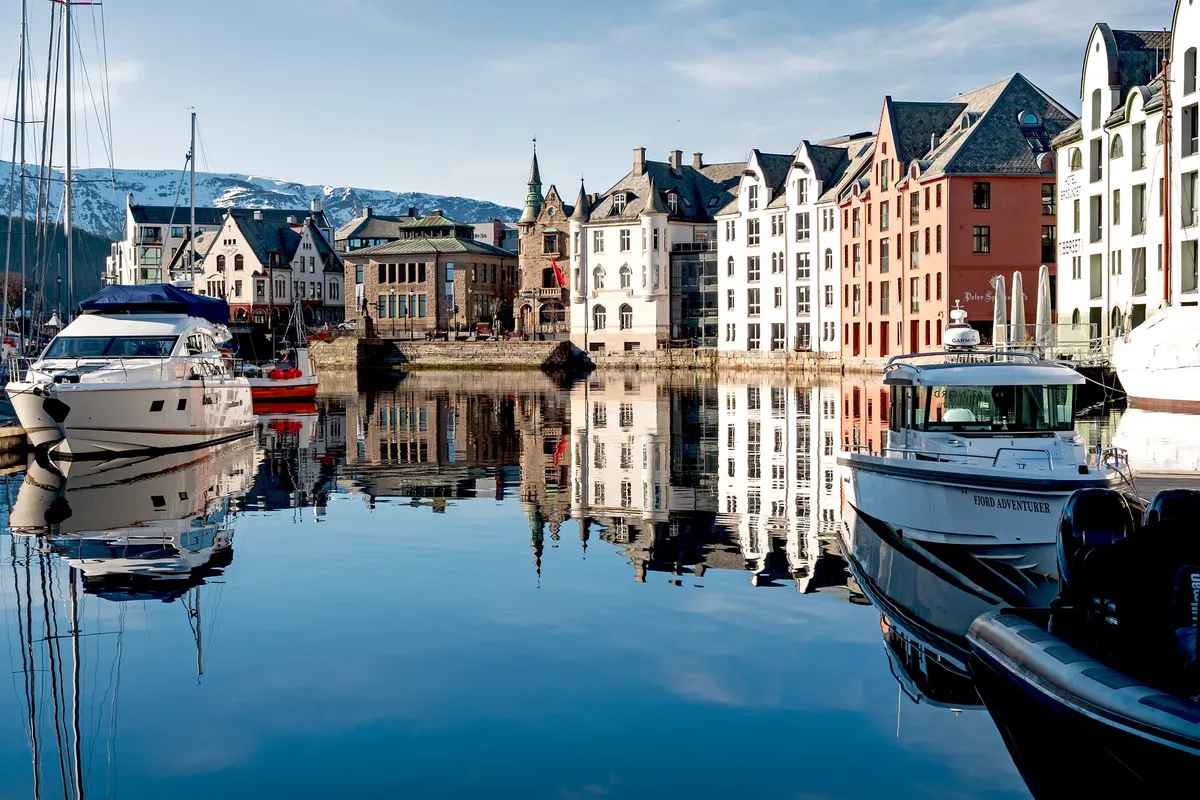 Alesund View Point Pier, marina in Ålesund, Norway — photo 4
