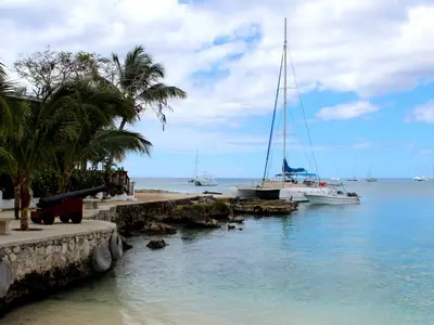 Bayahibe beach, marina in Bayahibe, Dominican Republic — photo 2