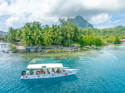 Povai Bay, marina in Bora-Bora, France — photo 2