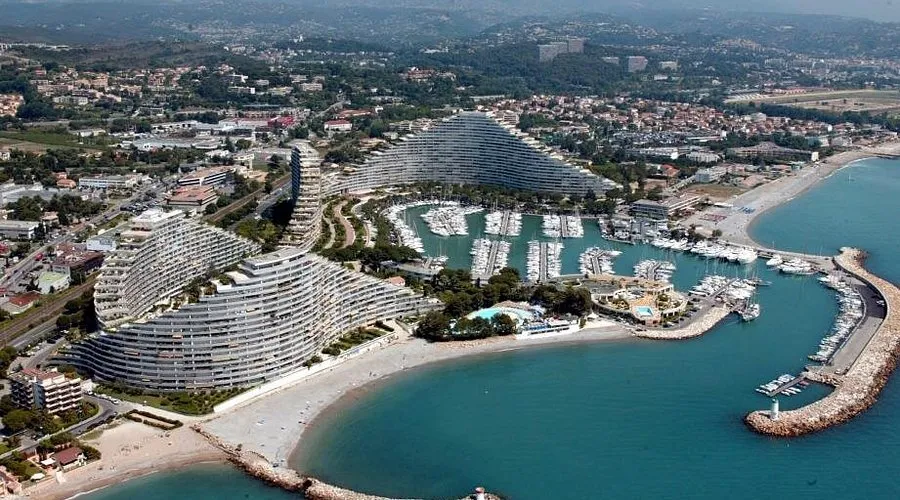 Villeneuve Loubet, Marina Baie des Anges in France — photo 3