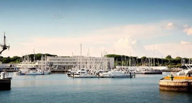 Puerto Sherry, marina in El Puerto de Santa María, Spain — photo 4