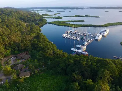 Panama, Bocas del Toro, IGY Red Frog Beach Island Marina