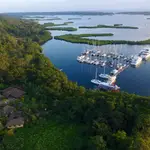 Panama, Bocas del Toro, IGY Red Frog Beach Island Marina