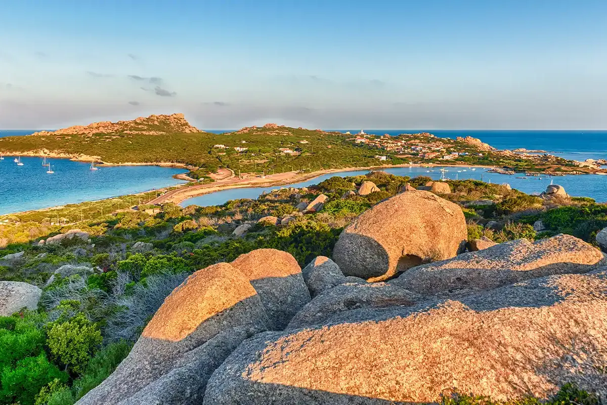 Cala Capo Ferrari, bay in La Maddalena, Italy — photo 4