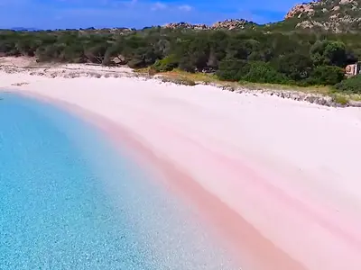 The Pink Beach, anchorage in La Maddalena, Italy — photo 5