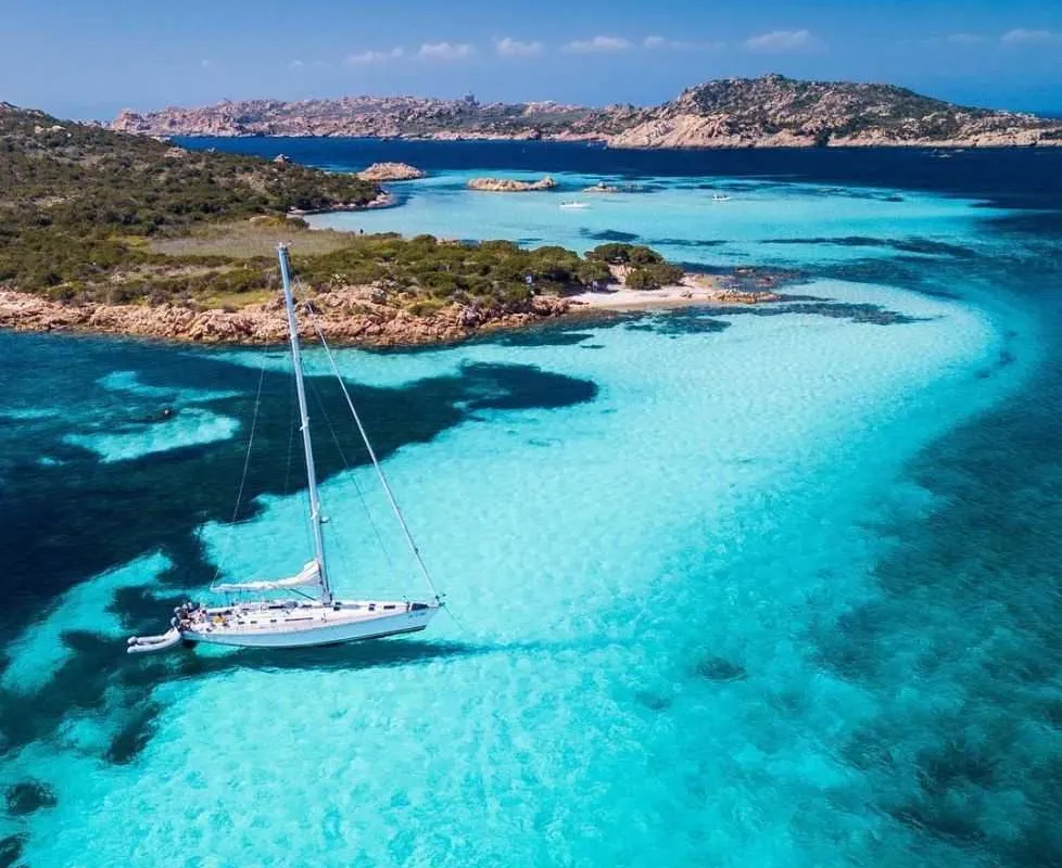 Spiaggia dei Cavalieri, anchorage in La Maddalena, Italy — photo 7