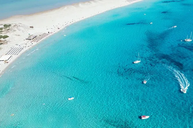 Spiaggia di Porto Giunco, anchorage in Crabonaxa/Villasimius, Italy — photo 7