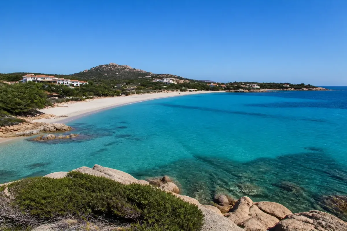 Cala Faldarini, bay in La Maddalena, Italy — photo 2