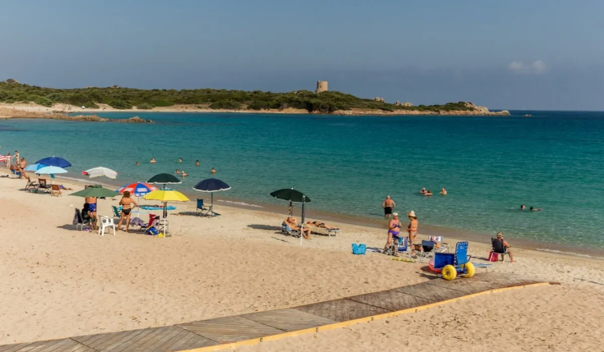 Cala Faldarini, bay in La Maddalena, Italy — photo 5