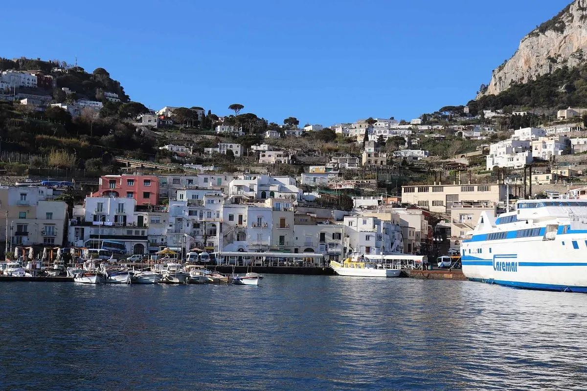 Spiaggia Libera di Marina Grande, stop in Capri — photo 3