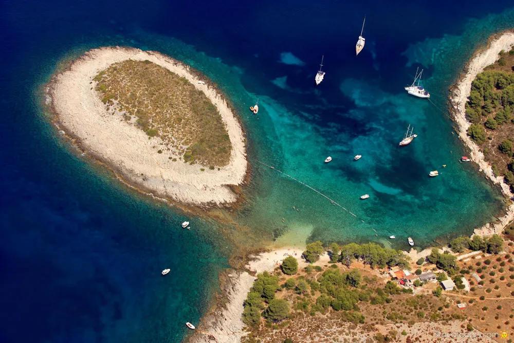 Mlini Bay, stop in Hvar town — photo 8