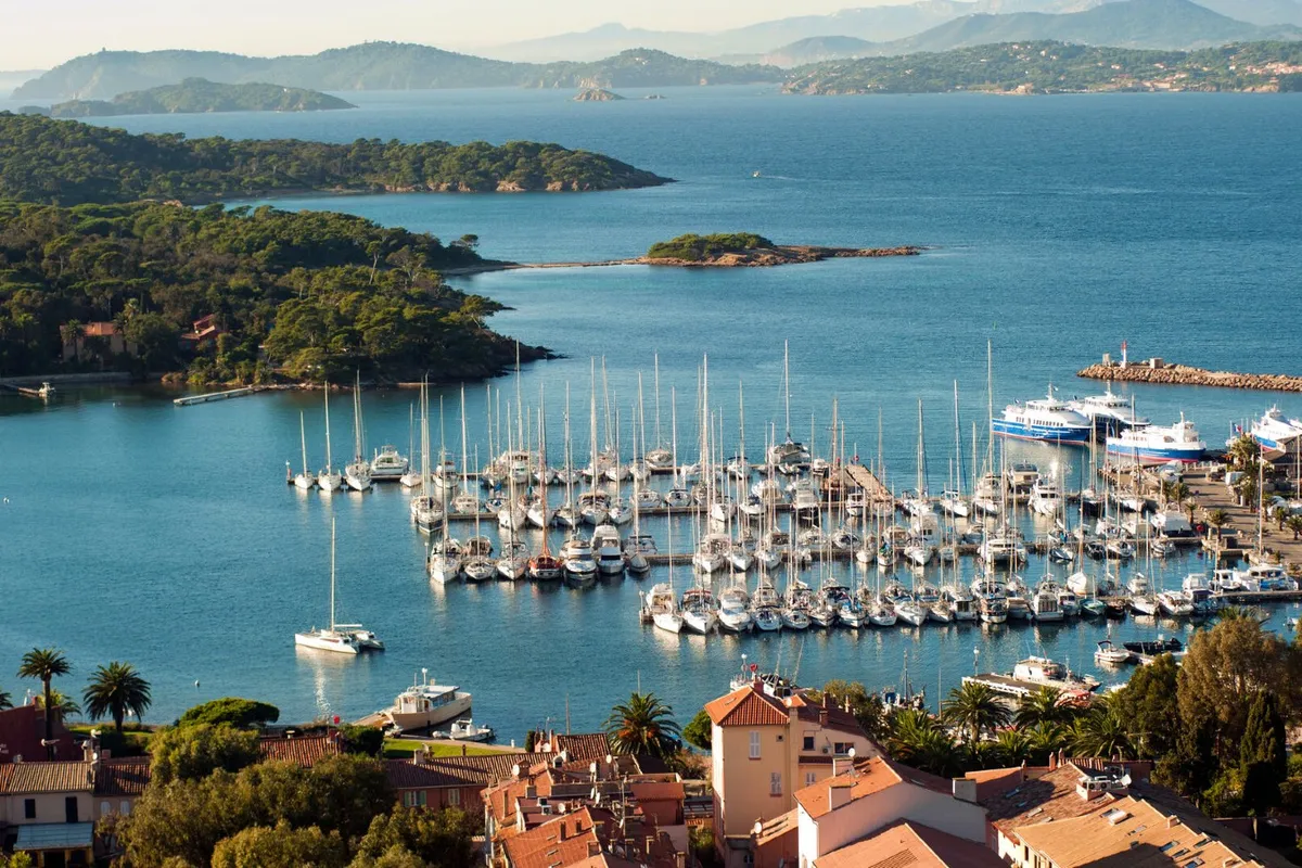 Rade de Porquerolles, stop in Hyères