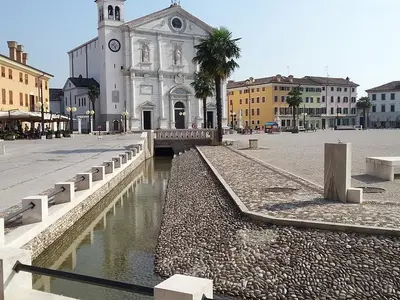 Palmanova, stop — photo 2