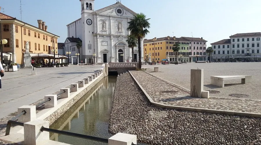 Palmanova, stop — photo 2