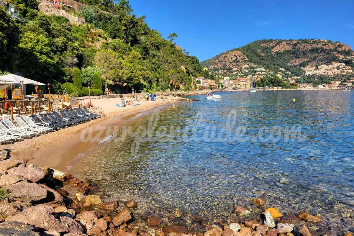 Plage de la Petite-Fontaine, stop