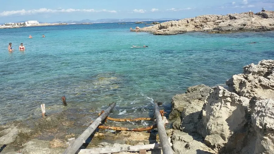 Platja d'es Pujols, stop in Formentera