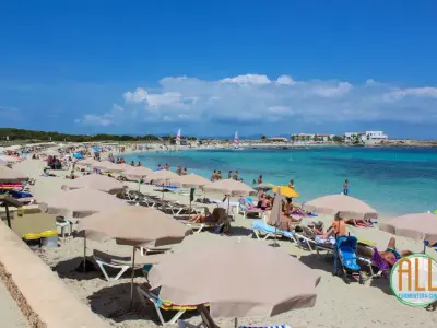Platja d'es Pujols, stop in Formentera — photo 5