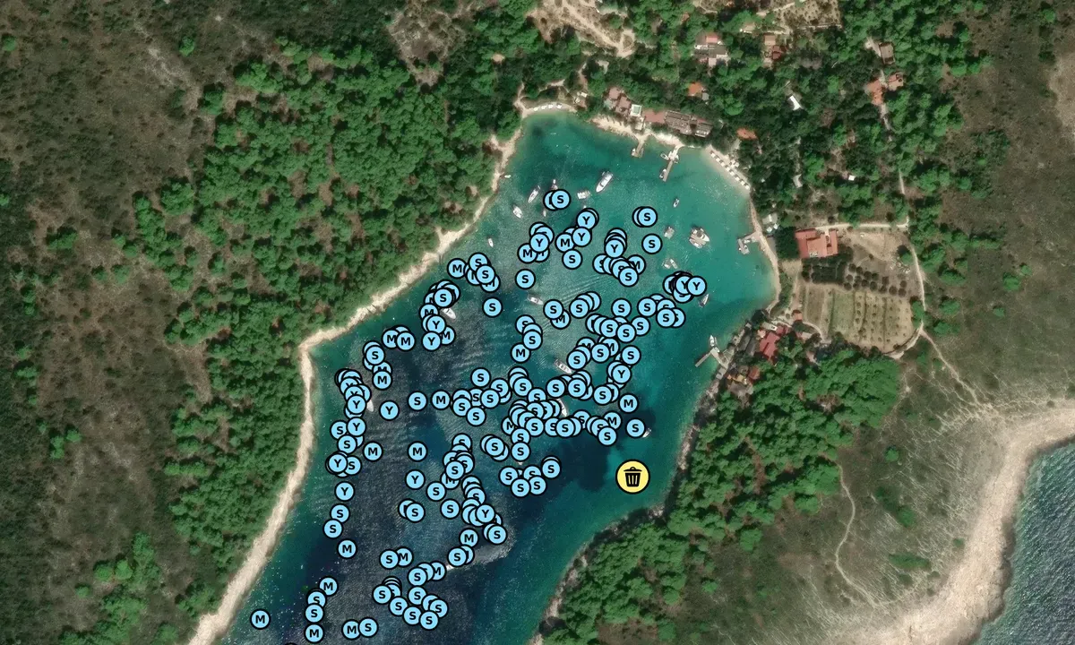 Uvala Vinogradišće, stop in Hvar town — photo 3