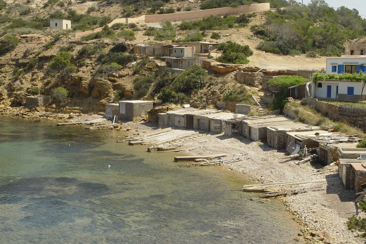 Cala Es Torrent, stop in Urbanització Porroig — photo 2