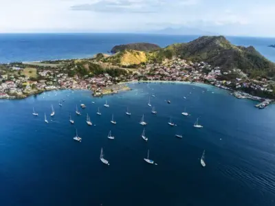 Prince Rupert Bay, anchorage in Tanetane, Dominica — photo 2