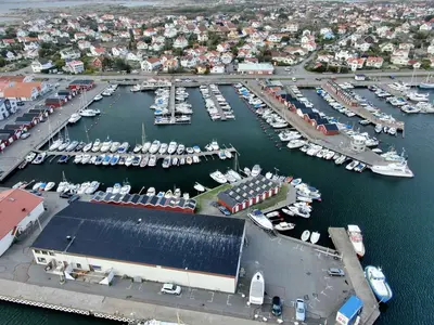 Hönö Klåva hamn, marina in Hönö, Sweden — photo 3