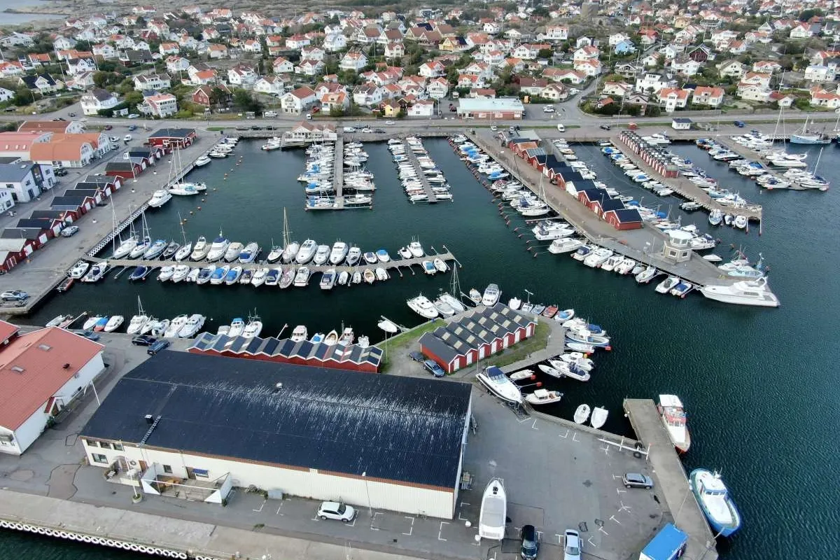 Hönö Klåva hamn, marina in Hönö, Sweden — photo 3