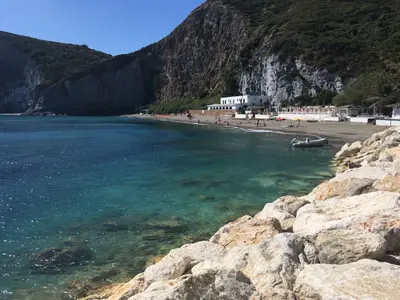 Frontone, stop in Ponza — photo 3